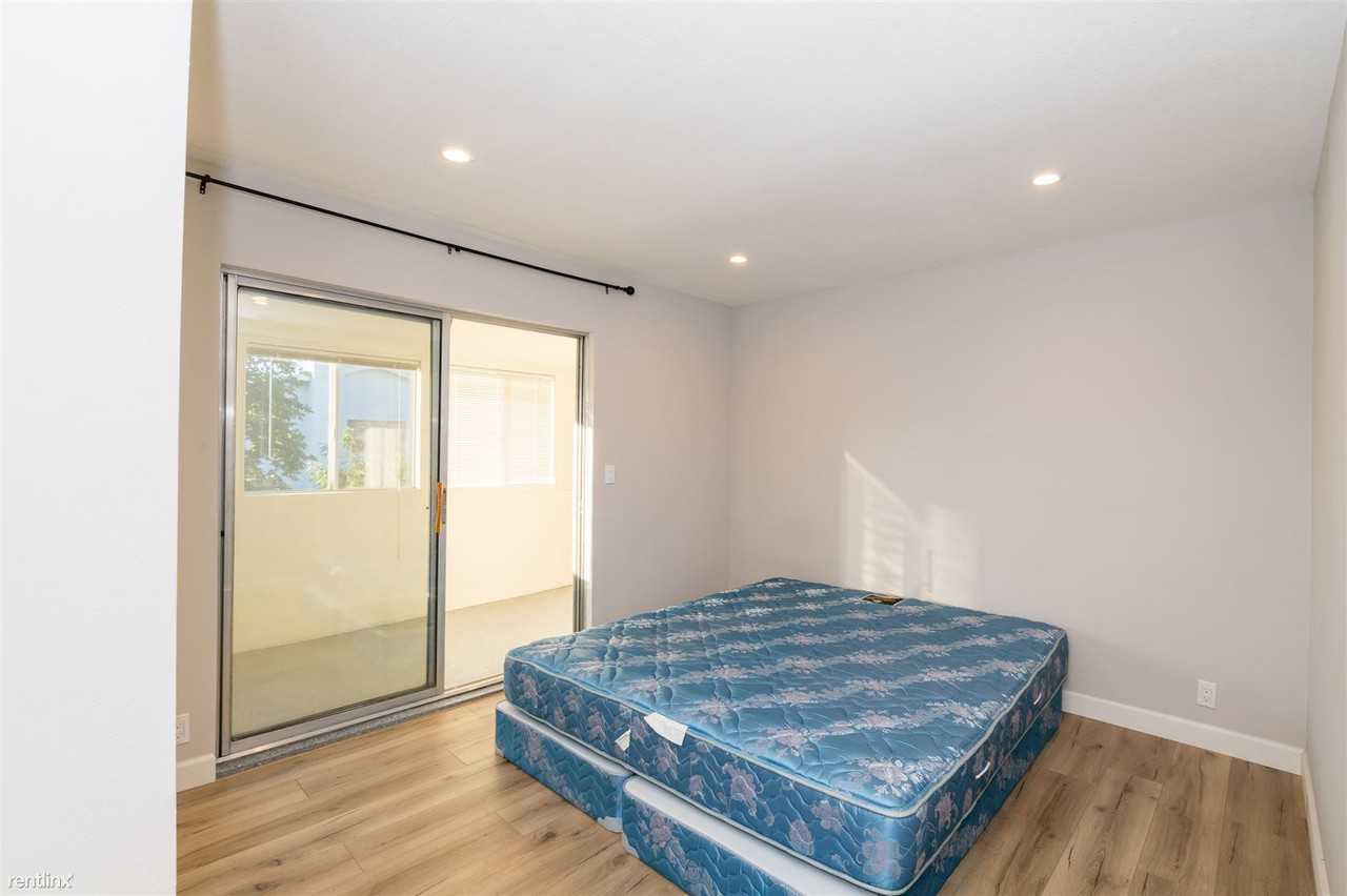 Indus Haus Apartments Royal Crest Dr, Sierra Rd, San Jose, San Jose