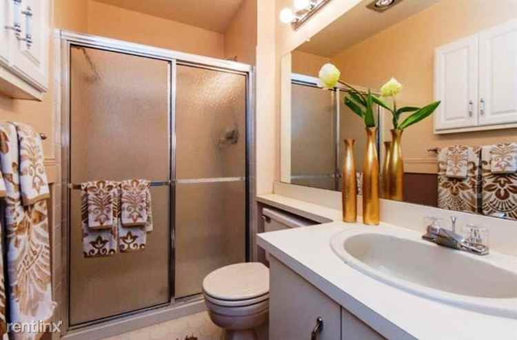 906 Valley Glen Rd - Photo 3 of 11