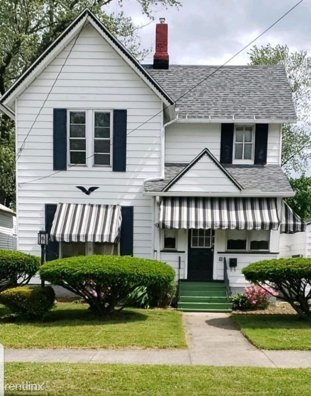 232 15th St - Photo 2 of 12