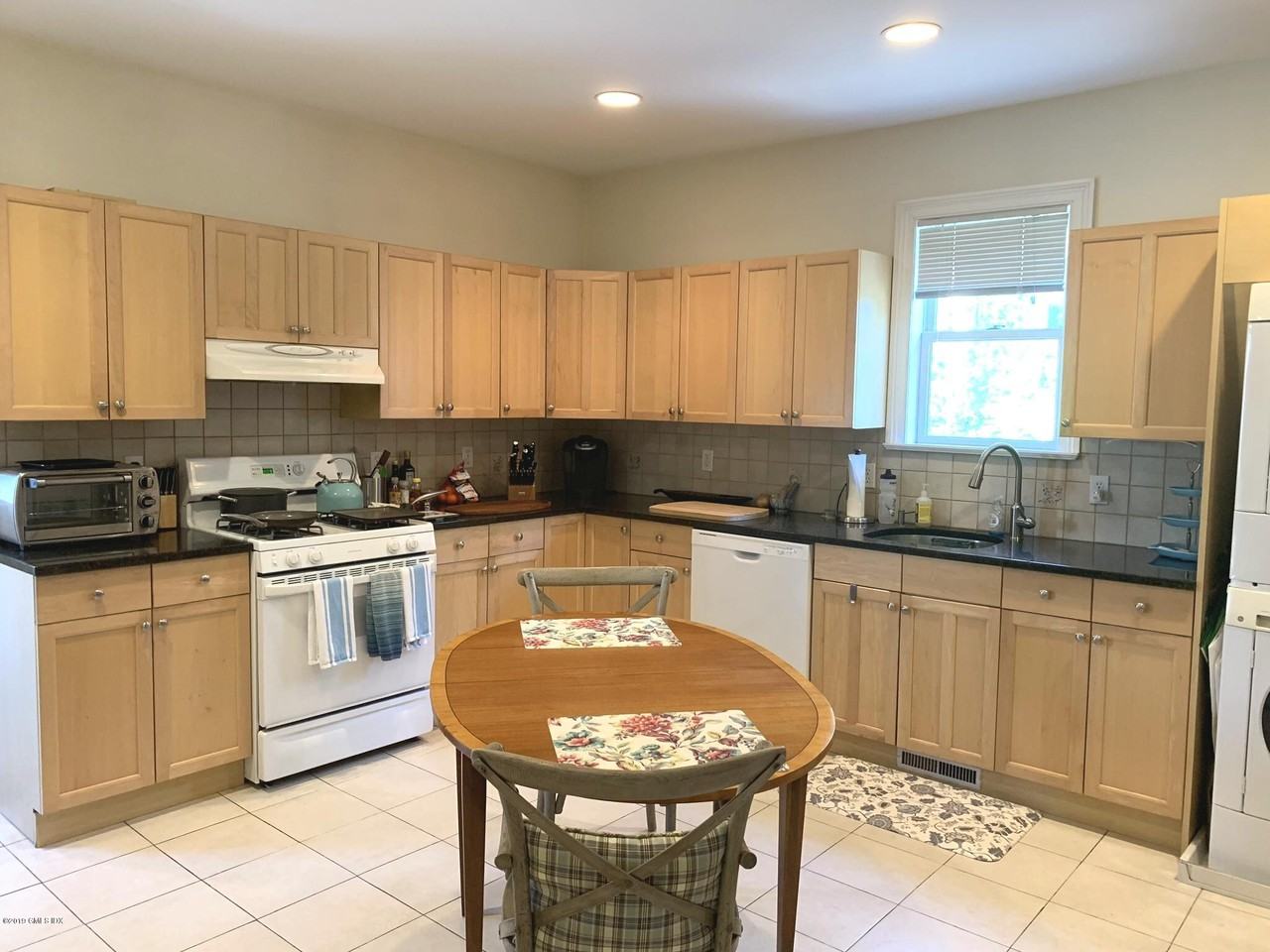 240 Milbank Ave #1 - Photo 3 of 15