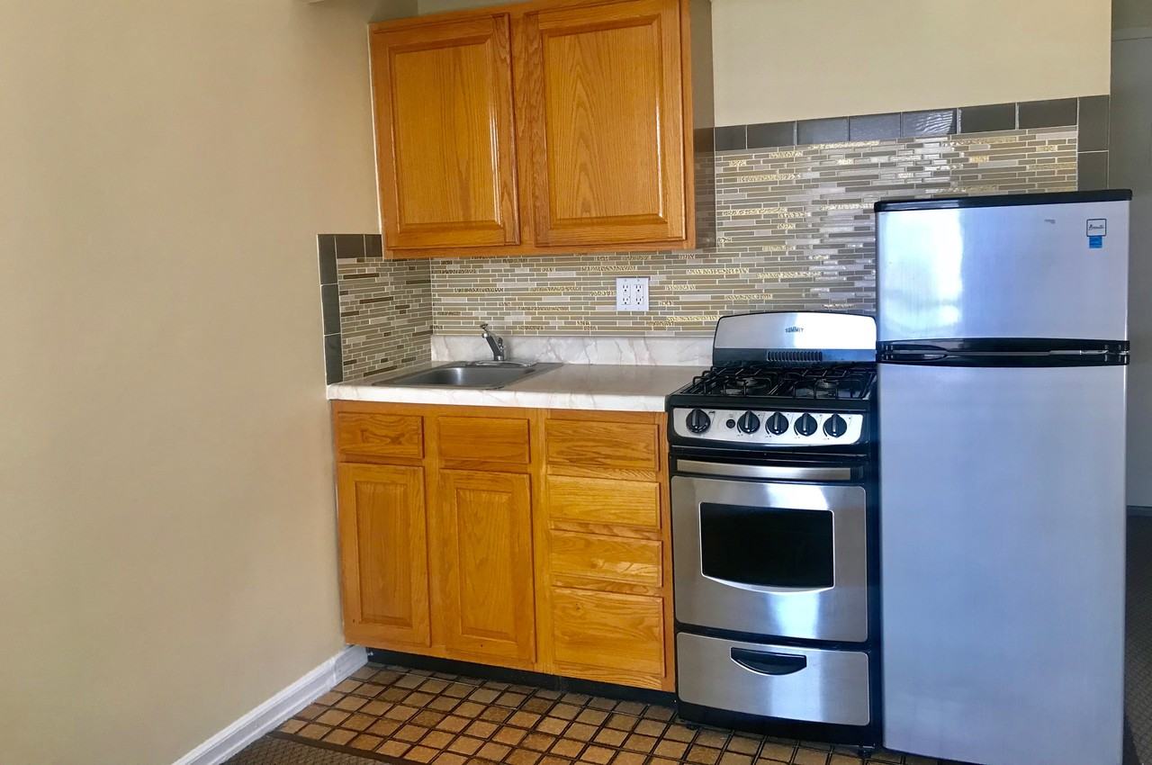 955 West End Ave #914