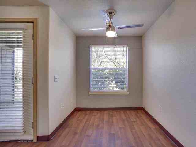 20433 Se Stark St - Photo 2 of 22