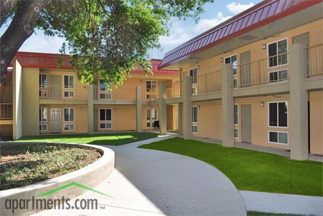 The Palms on Lamar - Photo 2 of 15