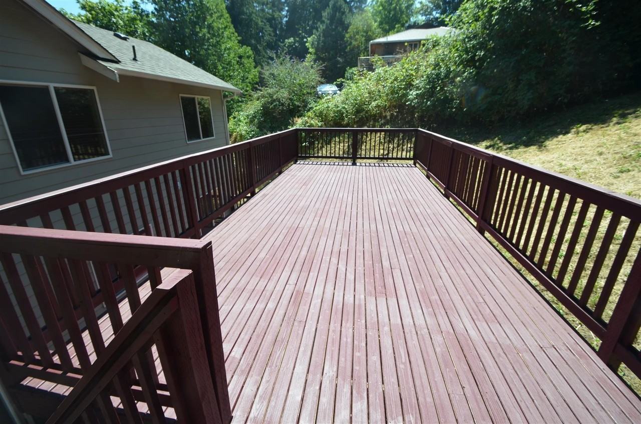 13809 29th Ave S - Photo 3 of 17