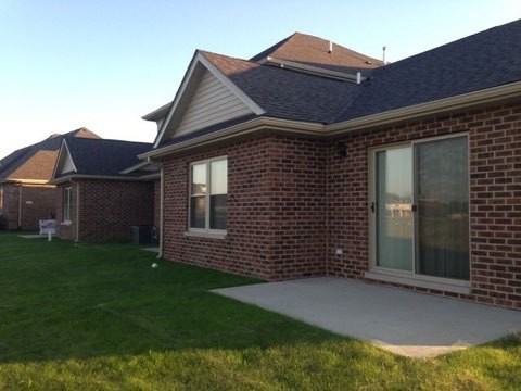 653 N Edgemere Dr #1 - Photo 2 of 15