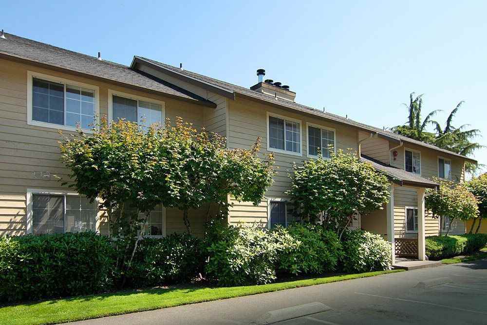 Black Lake Apartments - Photo 3 of 50