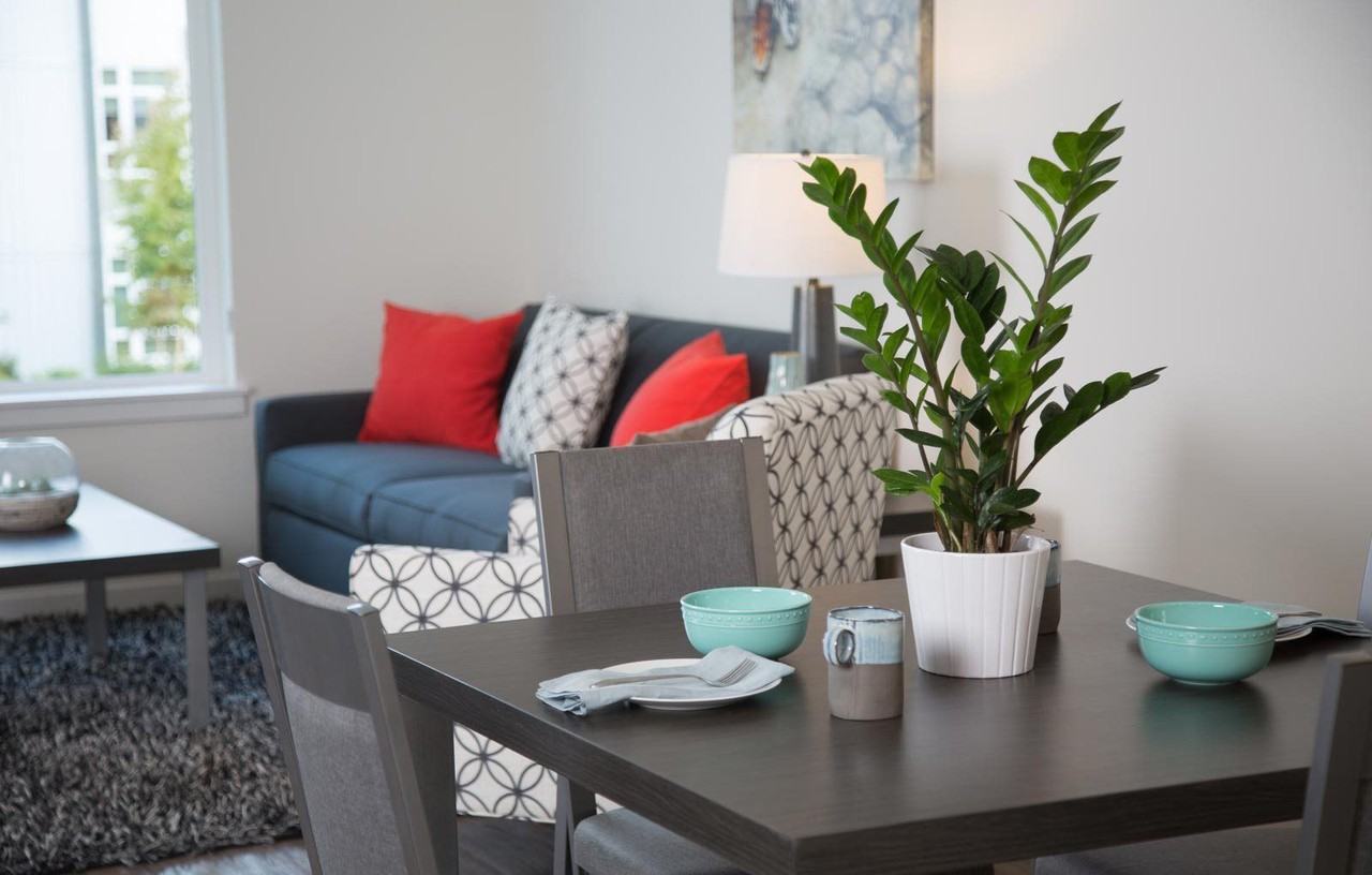 Dwell At Kent Station - Photo 3 of 7