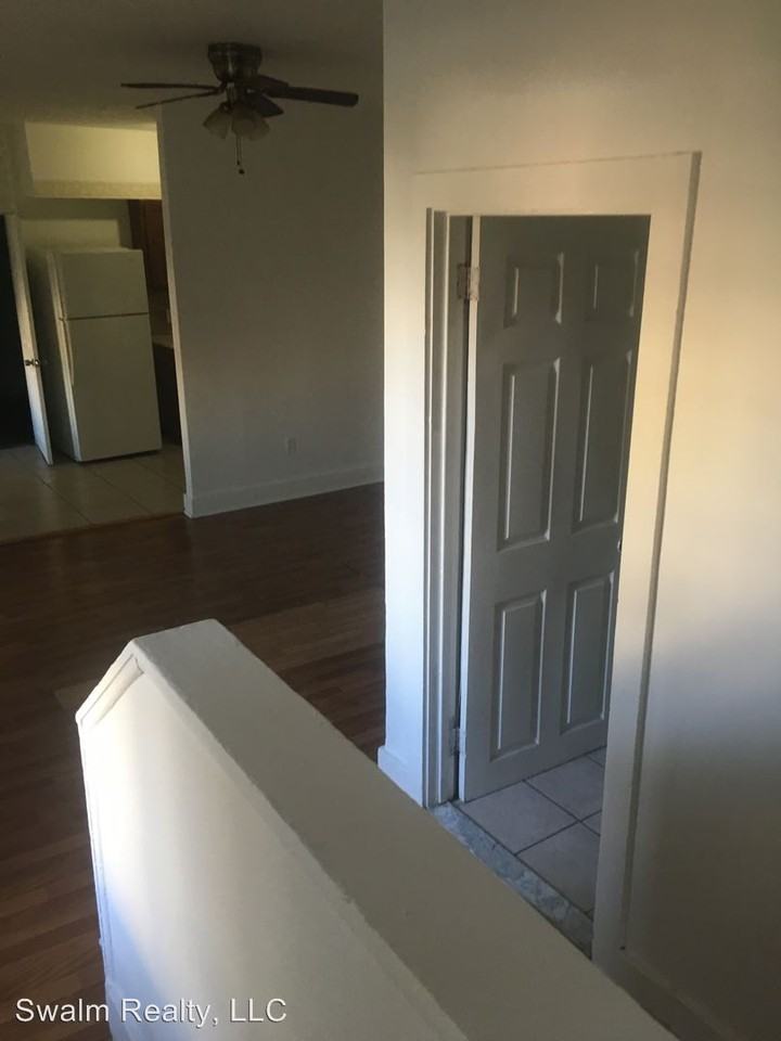 1400 W. 2nd St. - Photo 3 of 13