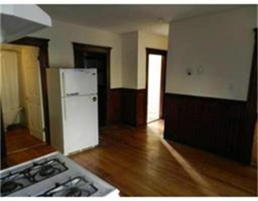 21 Hill St #3 - Photo 3 of 3