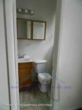 315 Parkview Dr - Photo 2 of 14