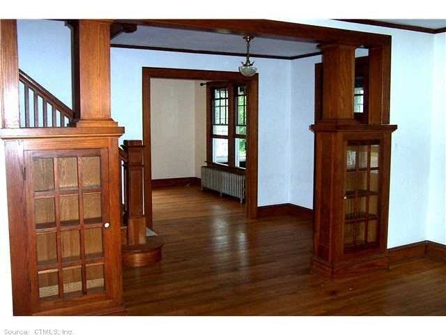 7 Scholes Ln - Photo 3 of 10