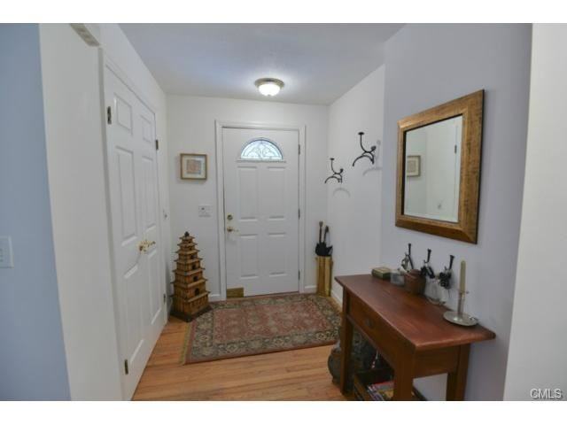 273 Godfrey Rd - Photo 3 of 25