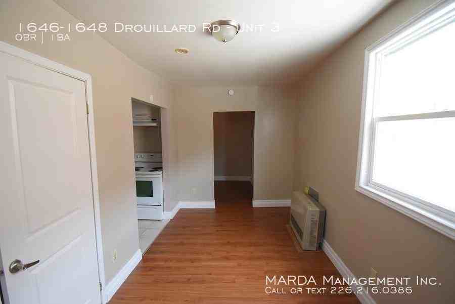1646 Drouillard Rd, Windsor, ON N8Y 2S3 Studio Apartment for Rent