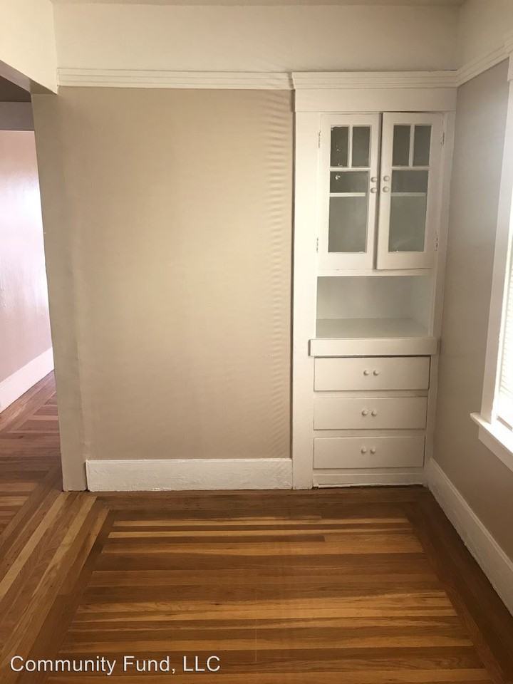 9308 Thermal St - Photo 3 of 5