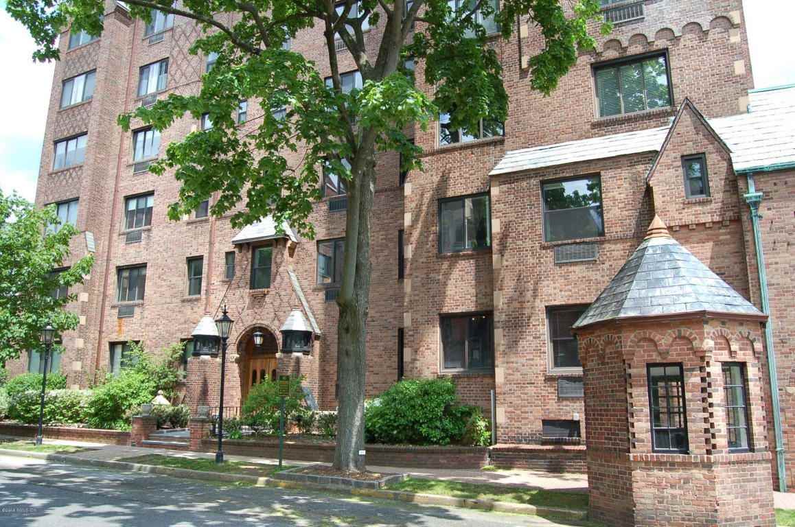 79 E Putnam Ave, Greenwich, CT 06830 - Office for Lease