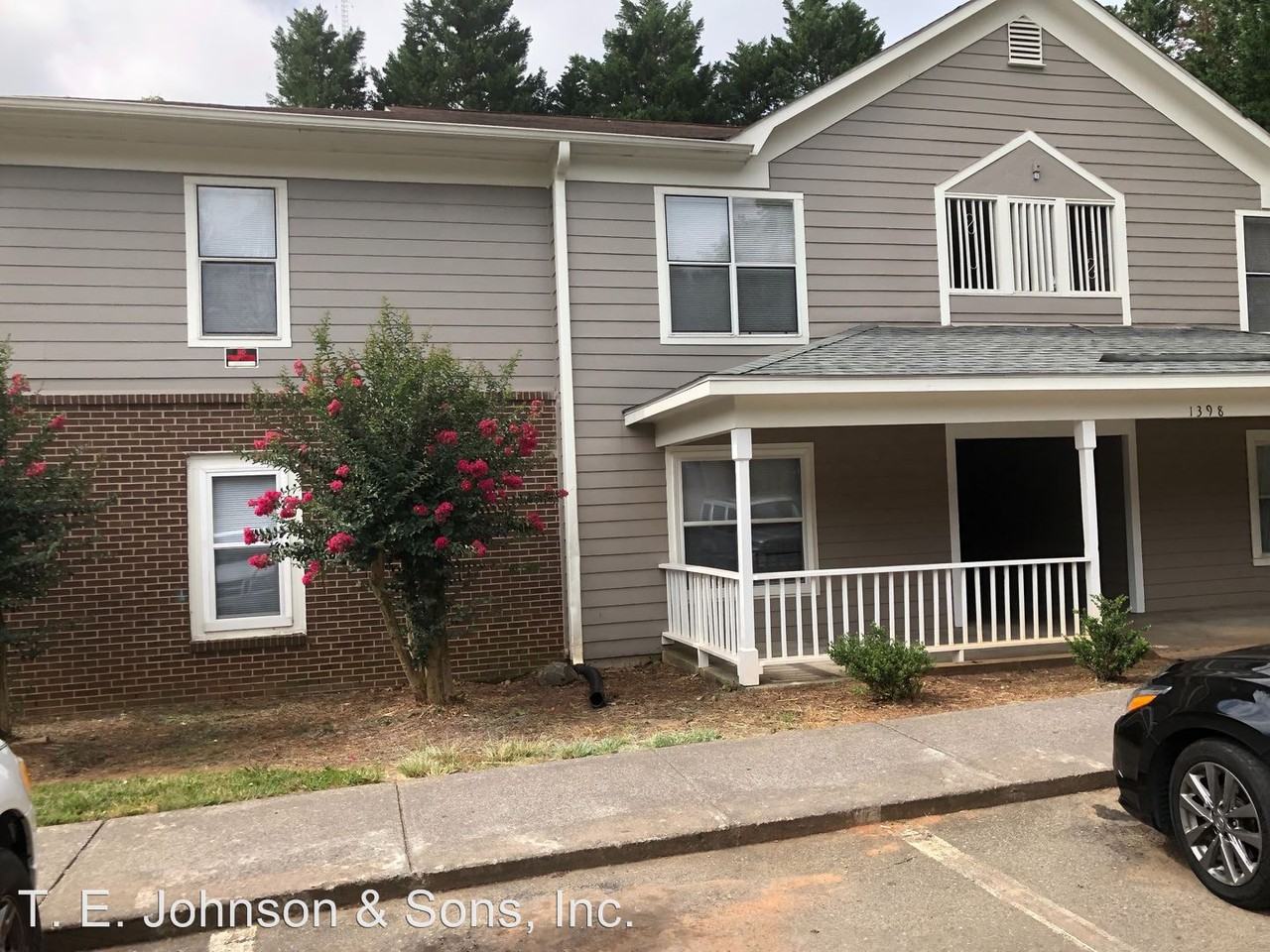 1398 Chestnut Plains Ct - Photo 2 of 10