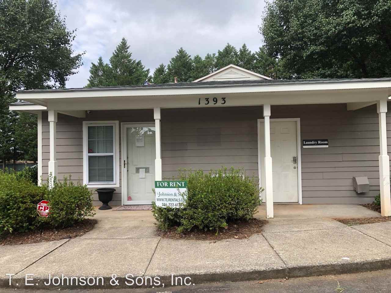1398 Chestnut Plains Ct - Photo 3 of 10