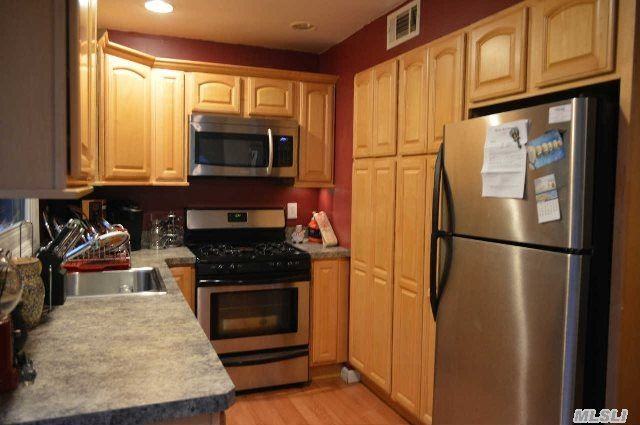 72 Marshall Dr - Photo 3 of 13