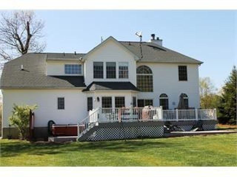 8 Bridget Way - Photo 2 of 2