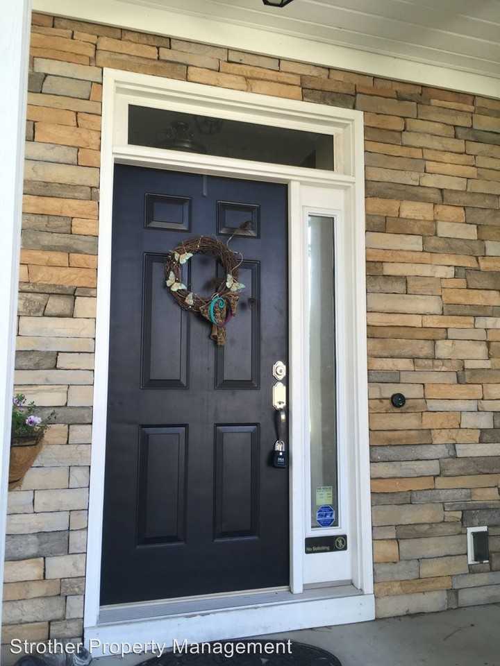 127 Sandy Tingen Ct - Photo 2 of 12