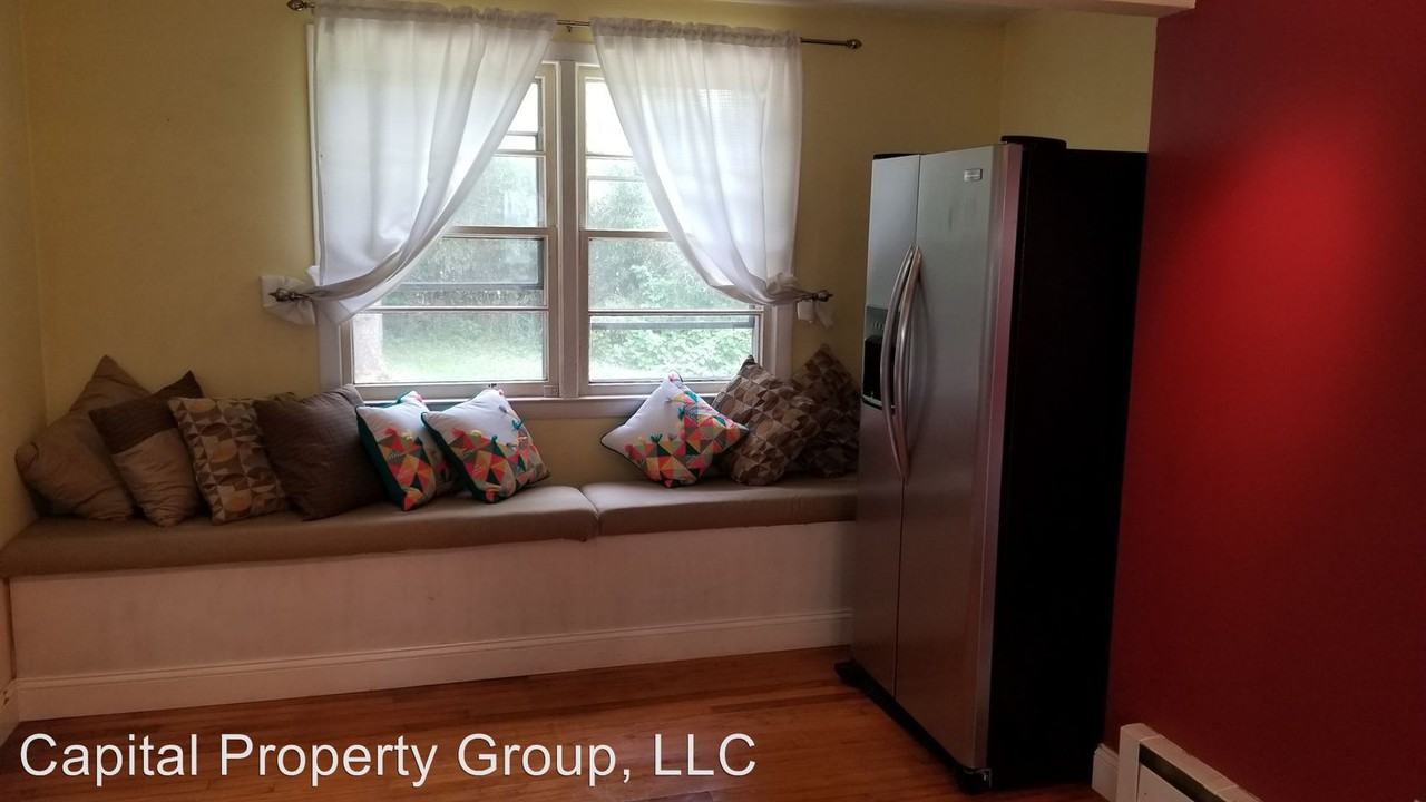 3 Laurel Ave - Photo 3 of 10