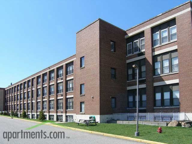 Park Hill Apartments - Photo 2 of 7