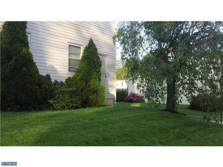 33 Harding Ave - Photo 3 of 25