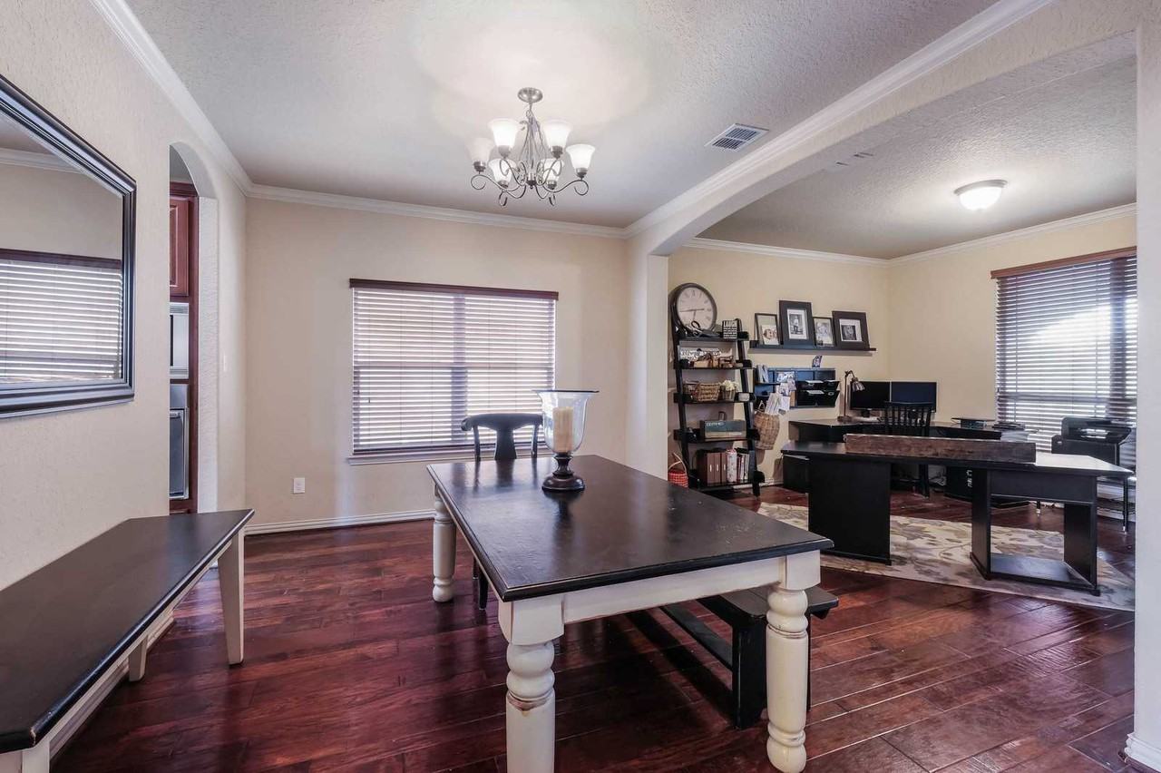 13054 Grove Point - Photo 3 of 15