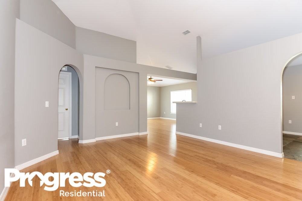 3246 Bellericay Ln - Photo 3 of 15