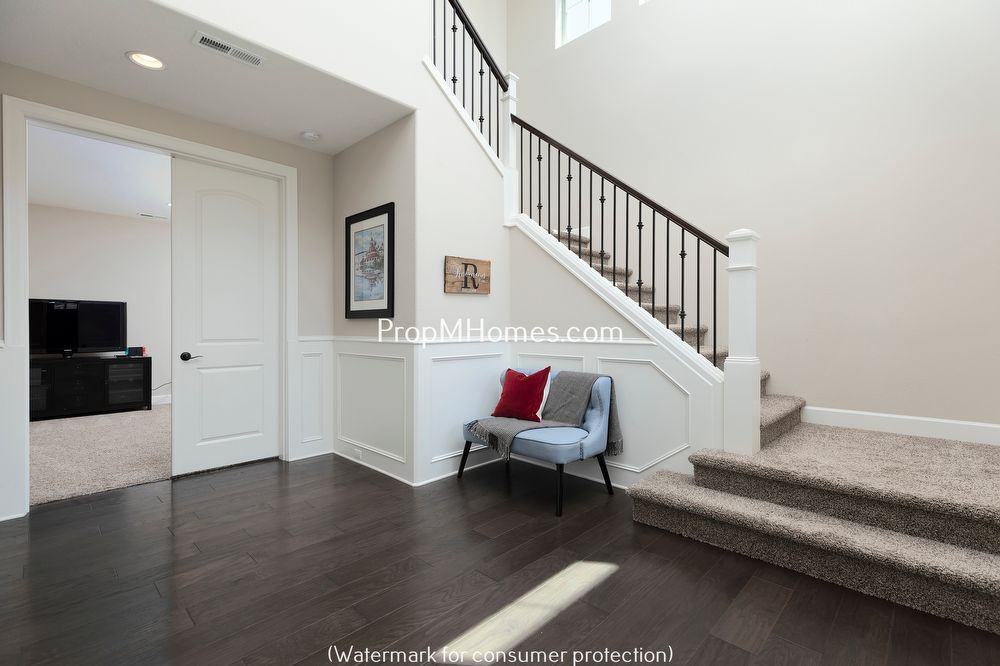 2162 Satter Street - Photo 2 of 40