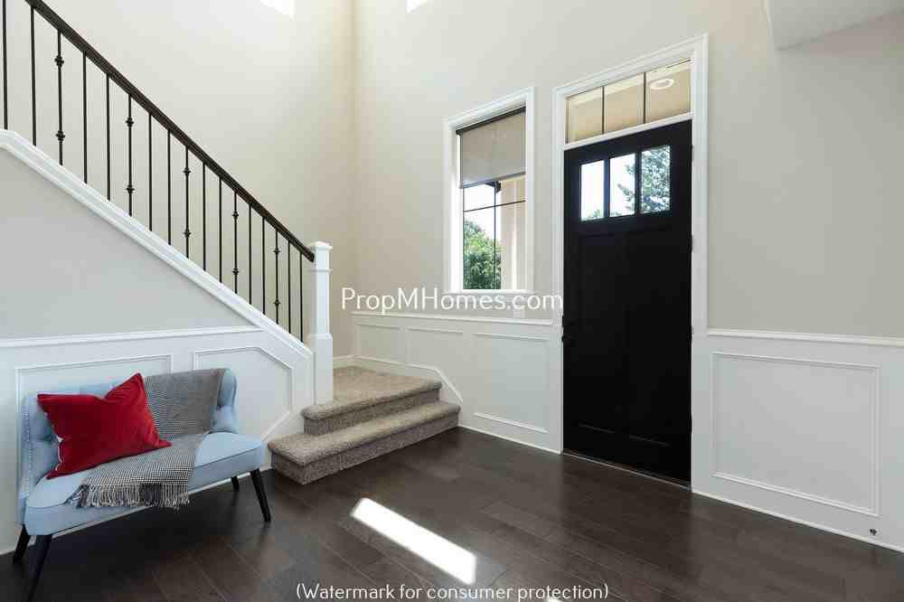 2162 Satter Street - Photo 3 of 40