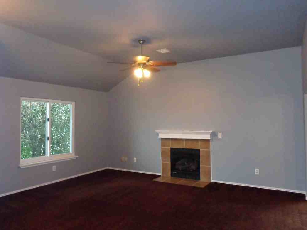 4915 N 36th St - Photo 3 of 26