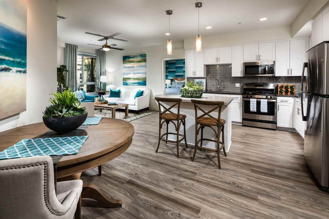 One11 - Photo 4 of 17