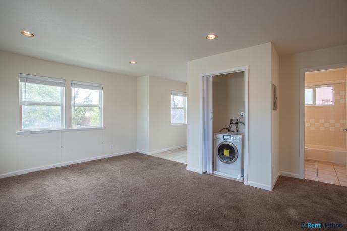 1908 Seminary Ave - Photo 3 of 11