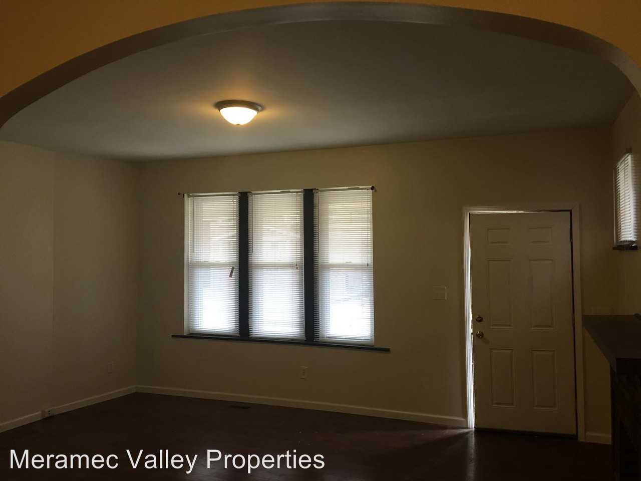 3926 Oregon - Photo 2 of 14