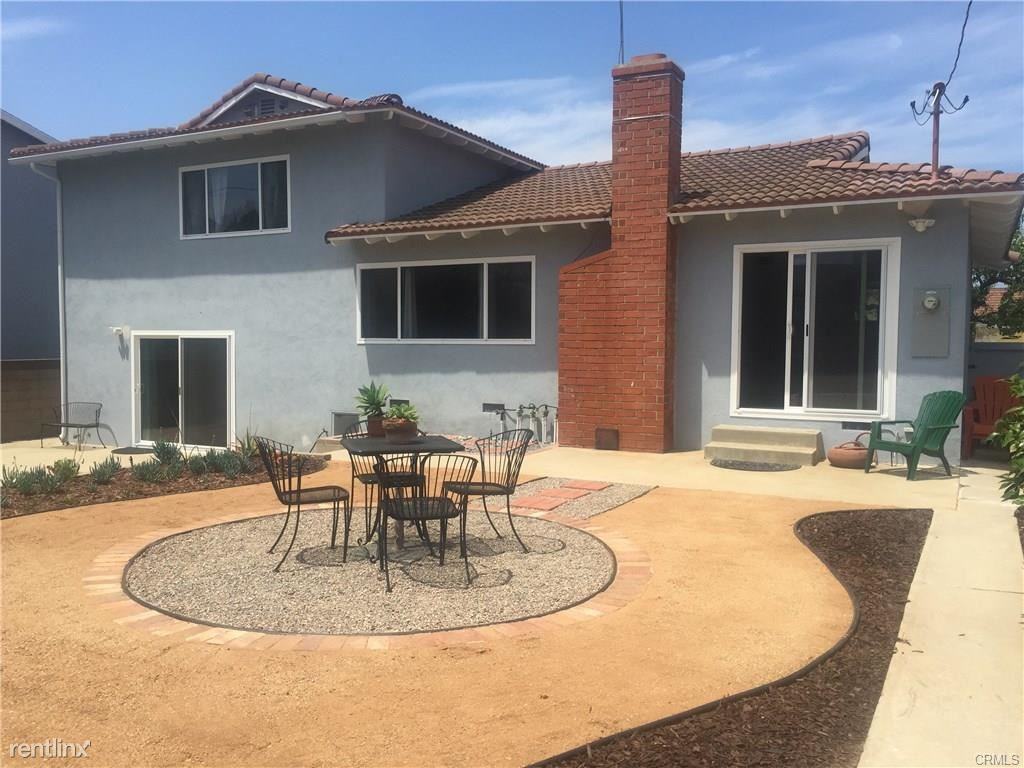 22626 Fonthill Ave - Photo 3 of 10