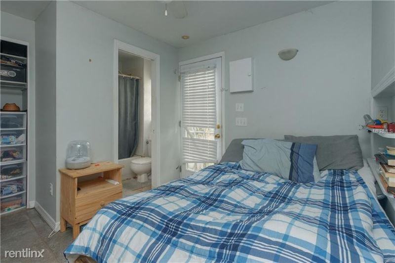 421 E Kaley St - Photo 3 of 4
