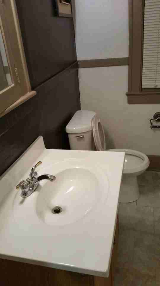 11718 Oakview Ave #2 - Photo 3 of 8