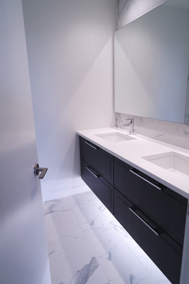 6677 Cambie Street - Photo 5 of 8