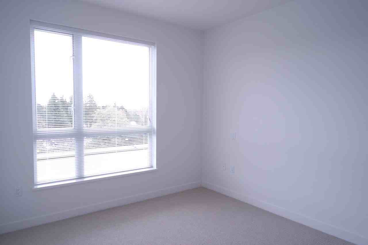 6677 Cambie Street - Photo 7 of 8