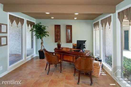 1102 E Palm Valley Blvd - Photo 2 of 8