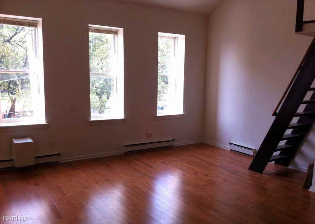 515 S 6th St - Photo 3 of 4