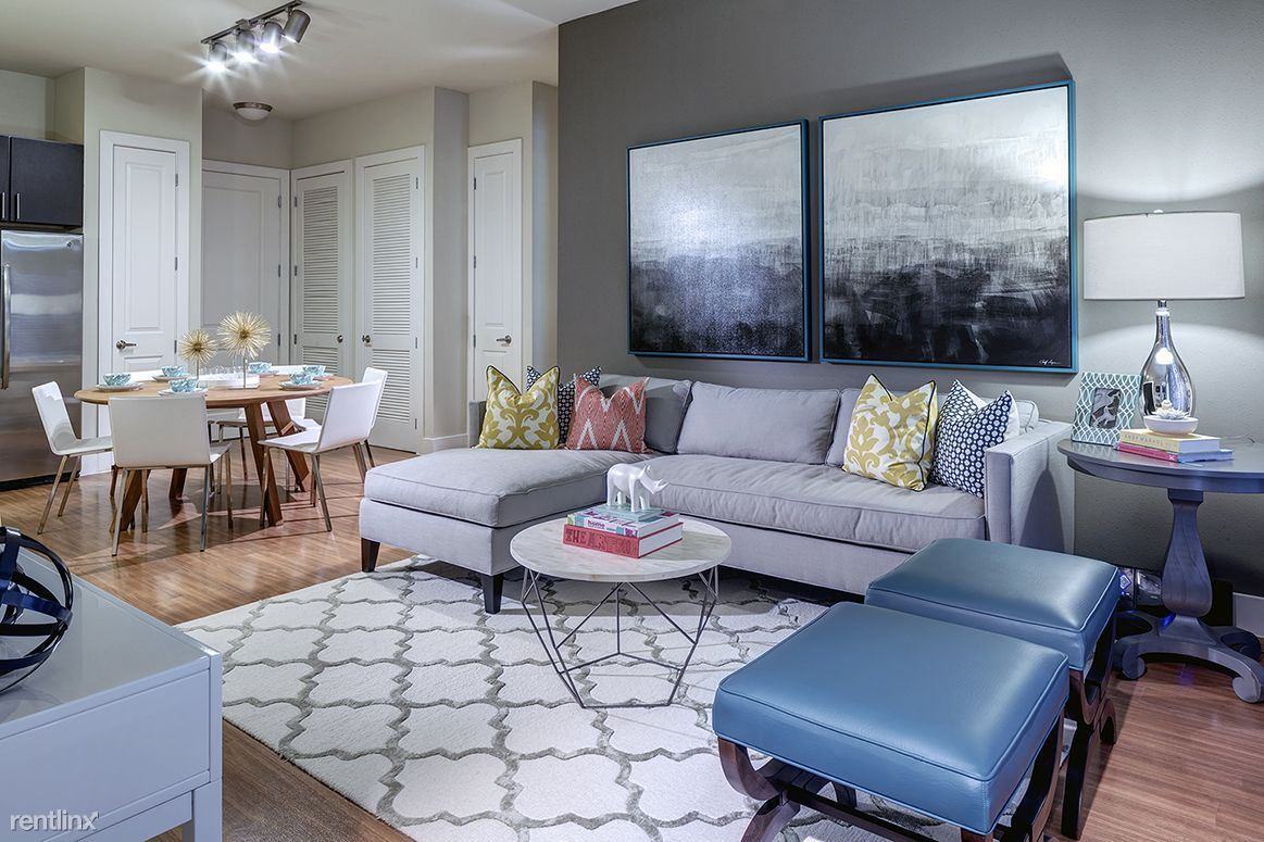 2204 W Park Blvd - Photo 2 of 8