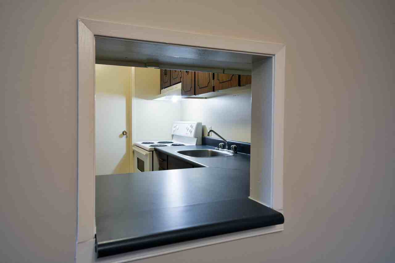 41 Munroe Pl ##22 - Photo 2 of 9