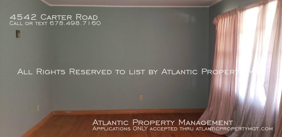 4542 Carter Rd - Photo 3 of 15