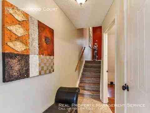 87 Stornwood Ct - Photo 3 of 11
