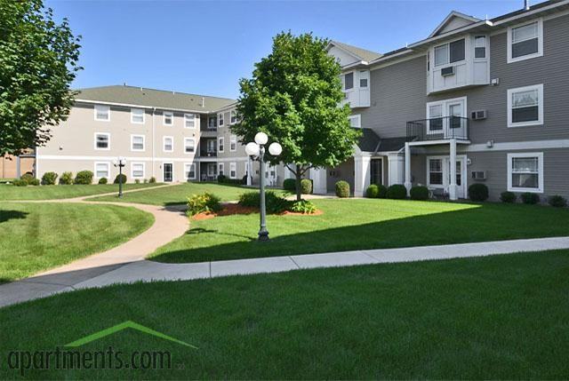 Parkbury Villa - Photo 2 of 19