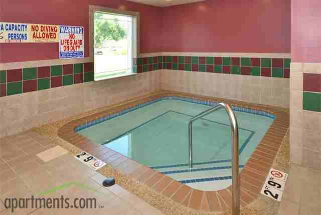 Parkbury Villa - Photo 3 of 19