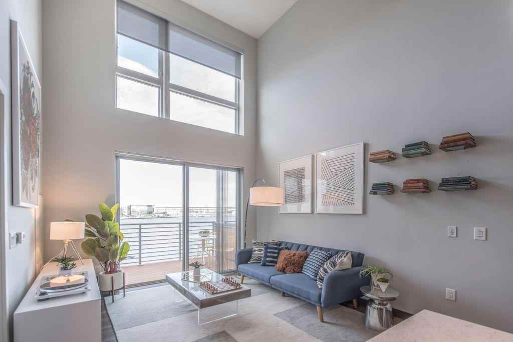 166 Border St - Photo 2 of 6