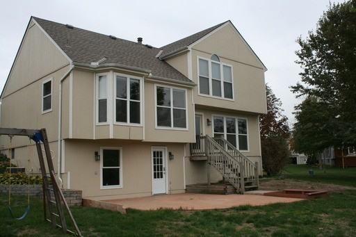 2544 SE Kimbrough Cir - Photo 2 of 8